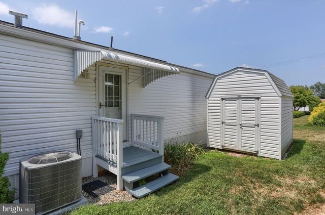 19 EDWARD AVE TP-0040, Lebanon, PA 17042