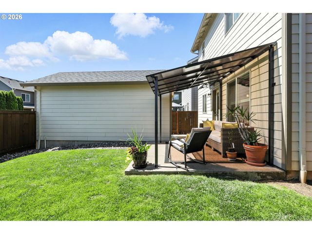 18771 SUNBLAZE Dr, Oregon City, OR 97045