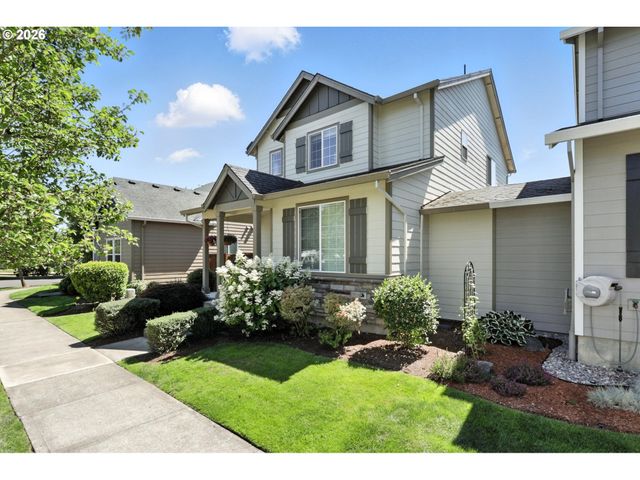 18771 SUNBLAZE Dr, Oregon City, OR 97045