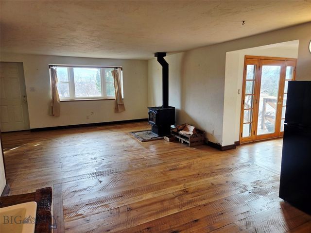 117 Yellowstone, Whitehall, MT 59759