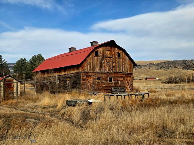 117 Yellowstone, Whitehall, MT 59759