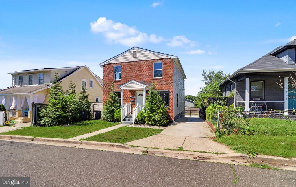 4203 SHELL ST, Capitol Heights, MD 20743