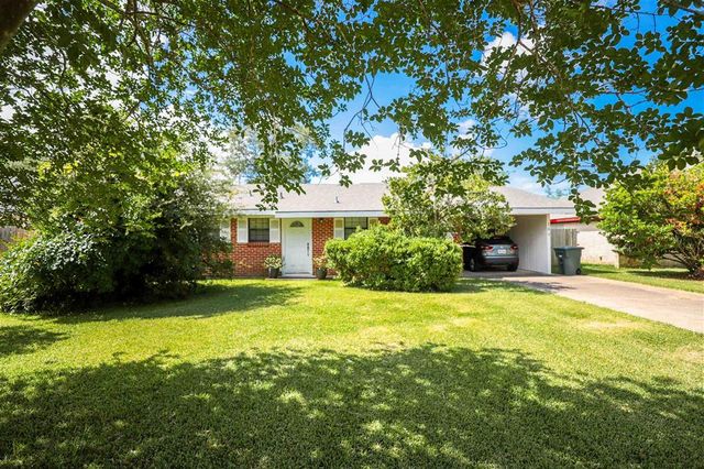 109 Orchard Drive, Lake Charles, LA 70605