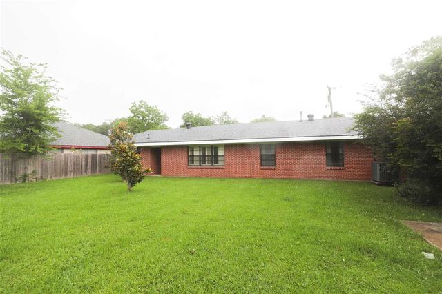 109 Orchard Drive, Lake Charles, LA 70605