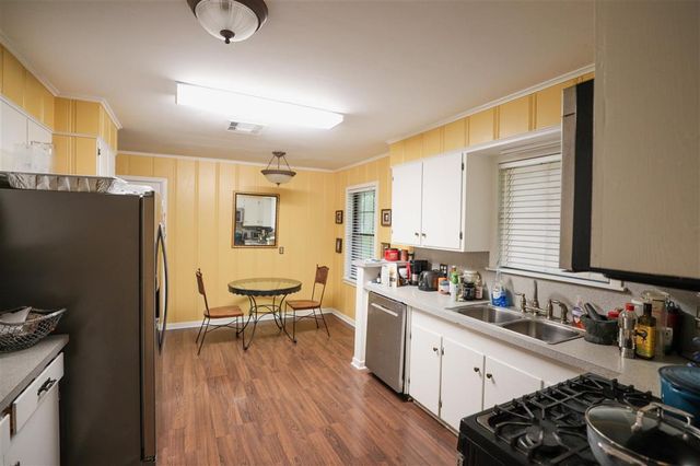 109 Orchard Drive, Lake Charles, LA 70605