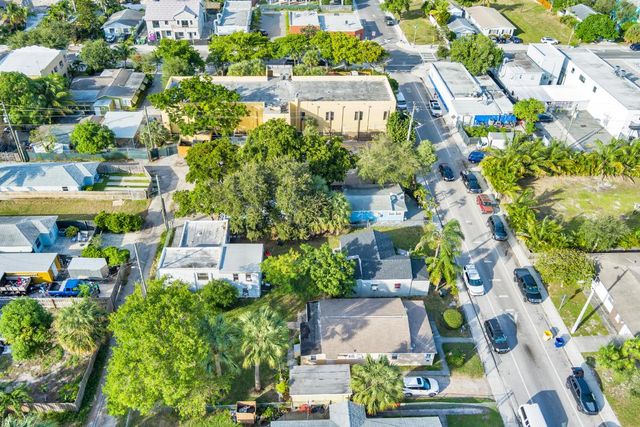 19 S E Street, Lake Worth Beach, FL 33460