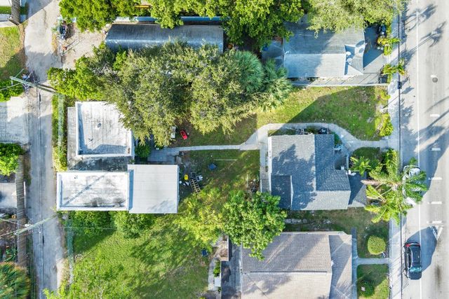 19 S E Street, Lake Worth Beach, FL 33460