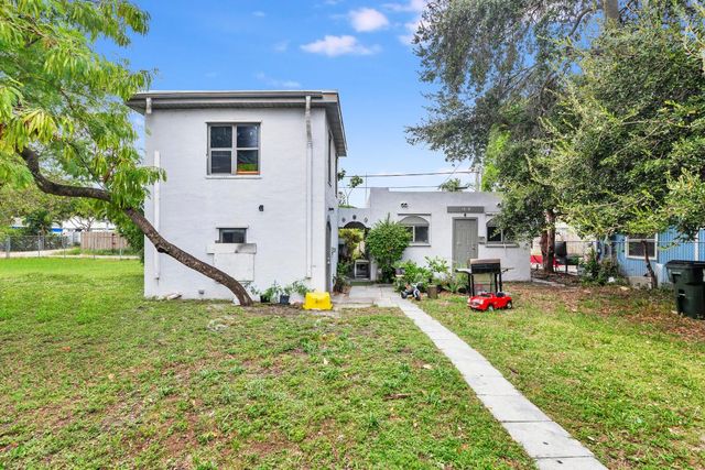 19 S E Street, Lake Worth Beach, FL 33460