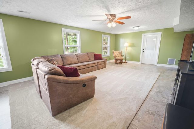 55 Summit Pointe Drive, Somerset, KY 42503