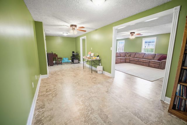 55 Summit Pointe Drive, Somerset, KY 42503