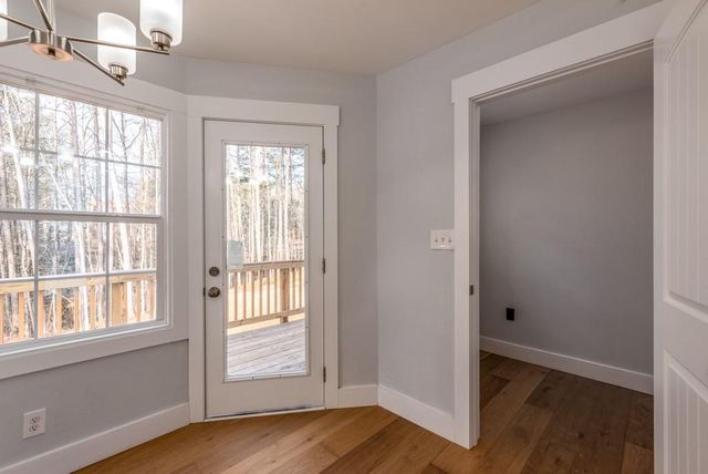 330 London Dale, Woodstock, GA 30189