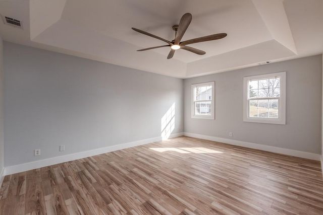 330 London Dale, Woodstock, GA 30189