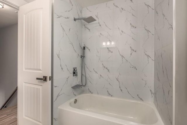 330 London Dale, Woodstock, GA 30189