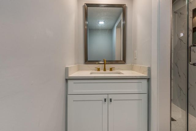 330 London Dale, Woodstock, GA 30189