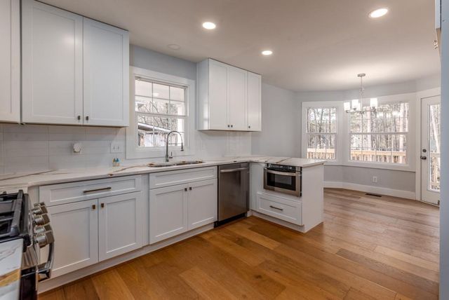 330 London Dale, Woodstock, GA 30189