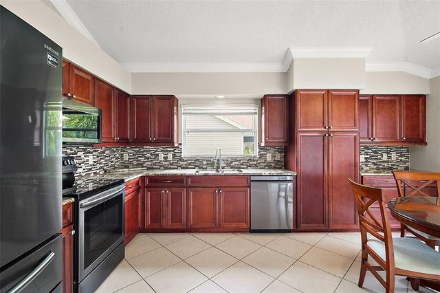 2104 GERARDO AVENUE, The Villages, FL 32159