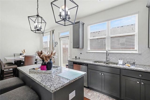 5324 Radford Loop, Fairburn, GA 30213