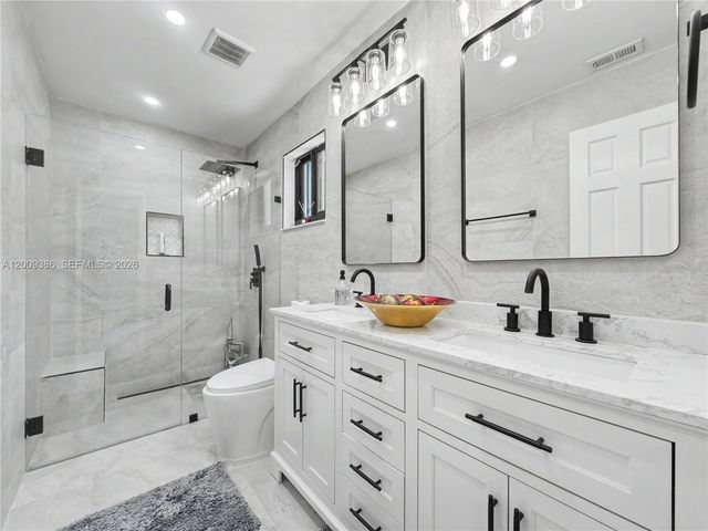 6714 N Waterway Dr 0, Miami, FL 33155