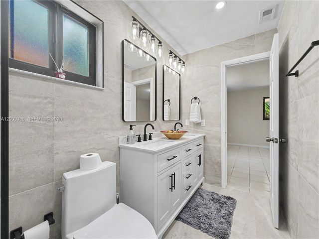 6714 N Waterway Dr 0, Miami, FL 33155