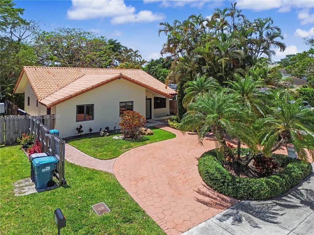 6714 N Waterway Dr 0, Miami, FL 33155