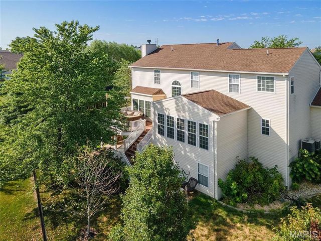 720 Brook Manor Court, Lake St Louis, MO 63367