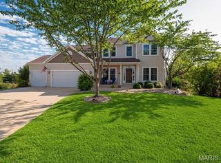 720 Brook Manor Court, Lake St Louis, MO 63367
