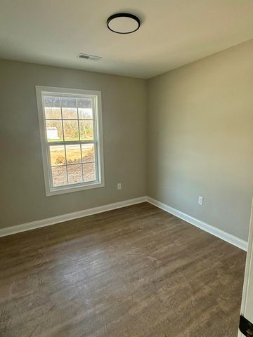 12132 N Wilderness Road, Berea, KY 40403