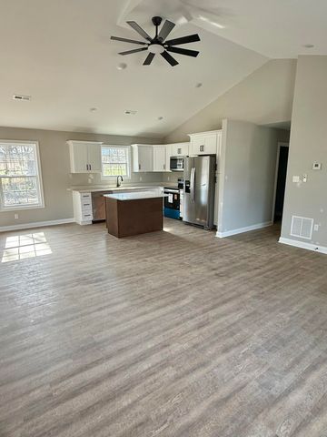 12132 N Wilderness Road, Berea, KY 40403