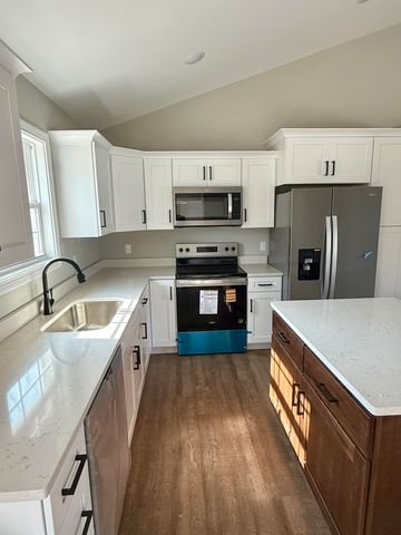 12132 N Wilderness Road, Berea, KY 40403