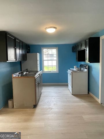 69 Kinzy Street, Trion, GA 30753