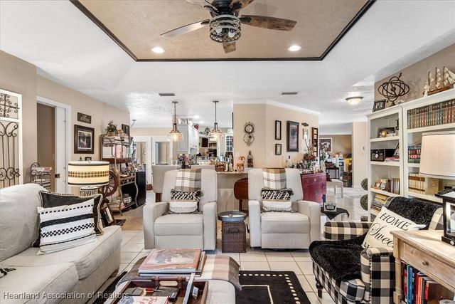 44 Meadowlake Circle N, Lake Placid, FL 33852