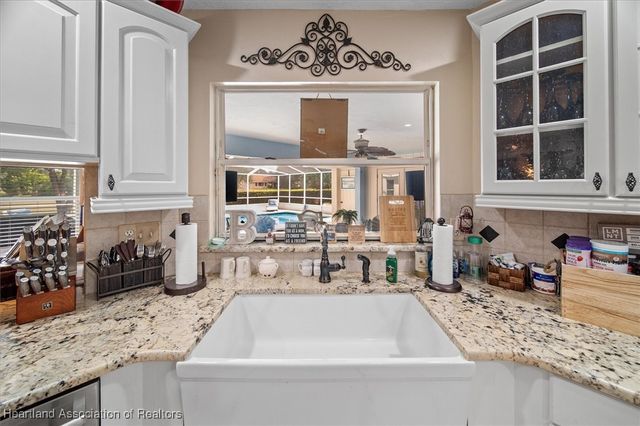 44 Meadowlake Circle N, Lake Placid, FL 33852