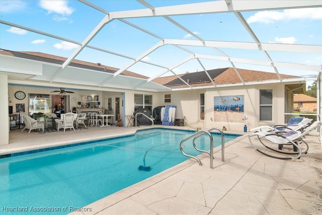 44 Meadowlake Circle N, Lake Placid, FL 33852