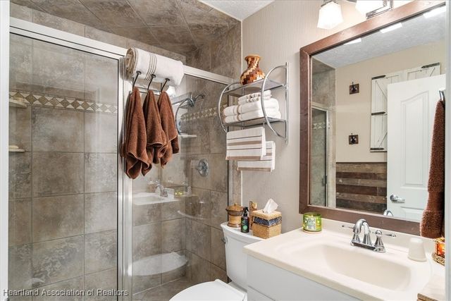 44 Meadowlake Circle N, Lake Placid, FL 33852