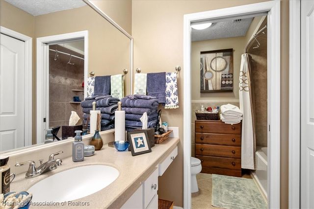 44 Meadowlake Circle N, Lake Placid, FL 33852