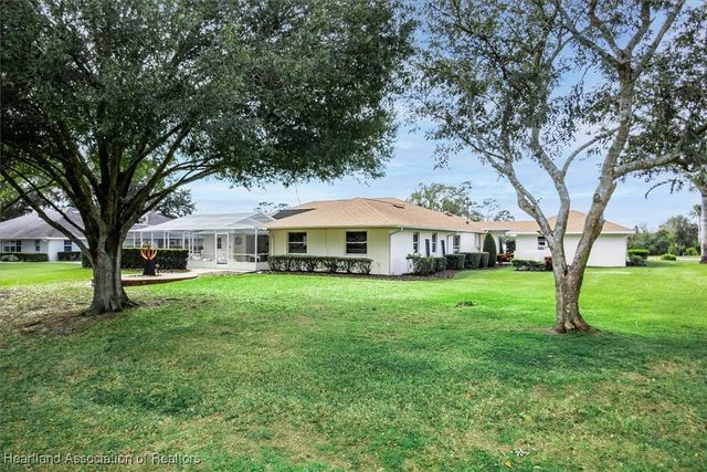 44 Meadowlake Circle N, Lake Placid, FL 33852