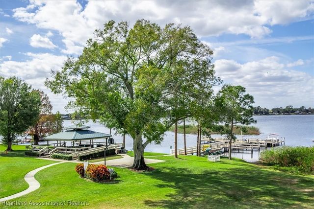 44 Meadowlake Circle N, Lake Placid, FL 33852