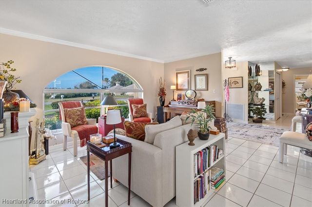 44 Meadowlake Circle N, Lake Placid, FL 33852