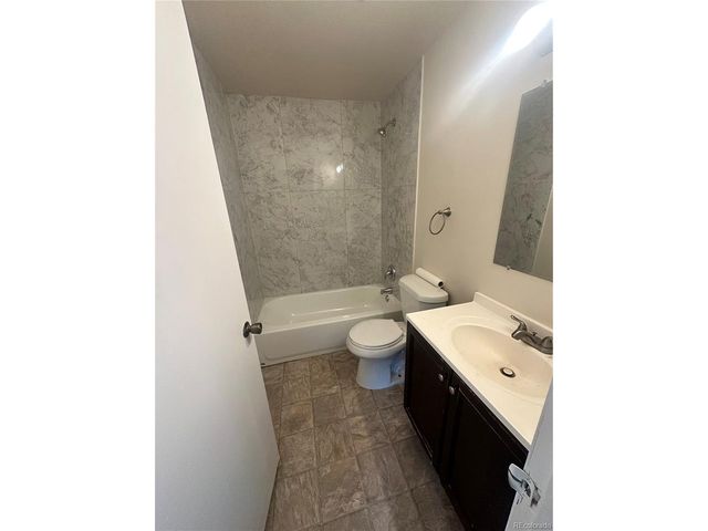 4343 S Ceylon Way, Aurora, CO 80015