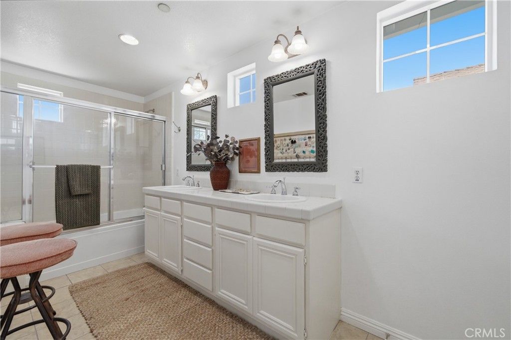 Image 24 of property listing at 8 Fern Haven Farm, Ladera Ranch, CA 92694