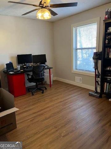 3753 Memorial Parkway NW, Kennesaw, GA 30152