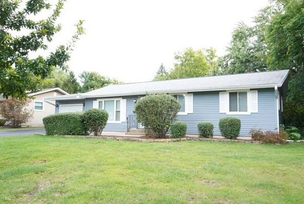 162 Thunderbird Trail, Carol Stream, IL 60188 — photo 2