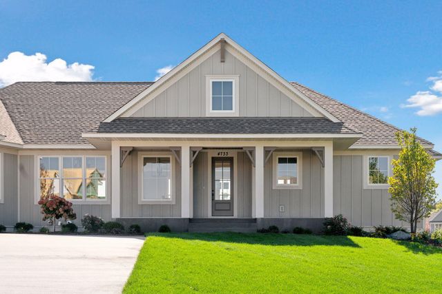 4733 Ogden Trail Lane N, Stillwater, MN 55082