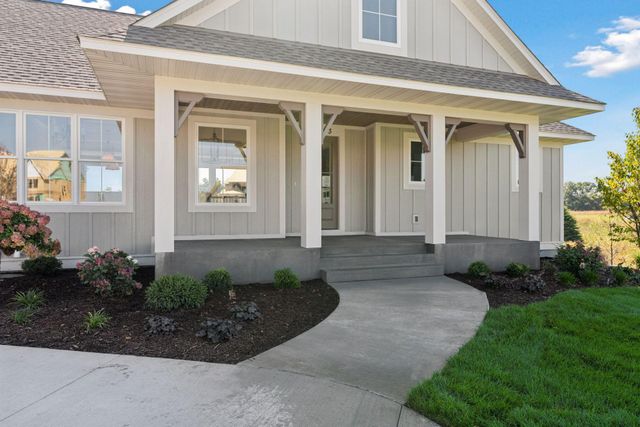 4733 Ogden Trail Lane N, Stillwater, MN 55082