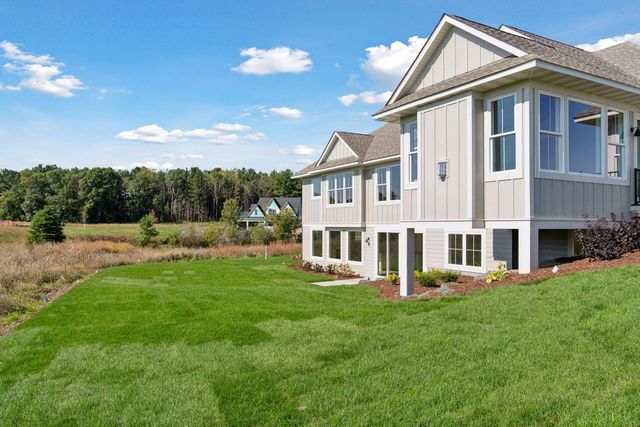 4733 Ogden Trail Lane N, Stillwater, MN 55082