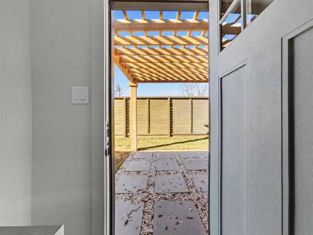 5619 Chapman Street, Houston, TX 77009