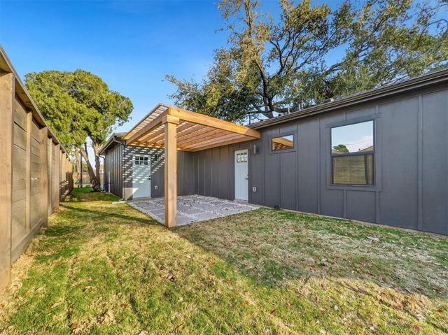 5619 Chapman Street, Houston, TX 77009