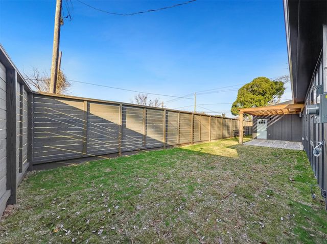 5619 Chapman Street, Houston, TX 77009