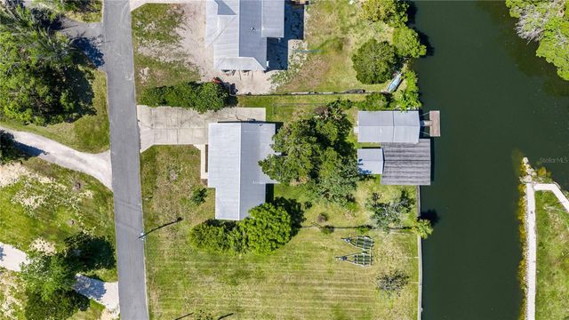 46 MAGNOLIA AVENUE, Yankeetown, FL 34498