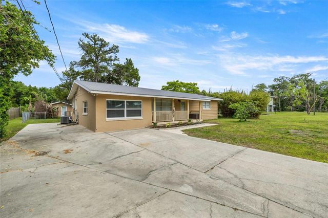 46 MAGNOLIA AVENUE, Yankeetown, FL 34498
